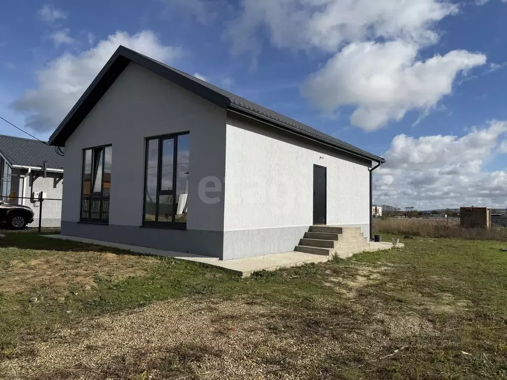 Дом в Краснодарский край, Темрюкский район, Тамань ст-ца ул. ... - Фото 1