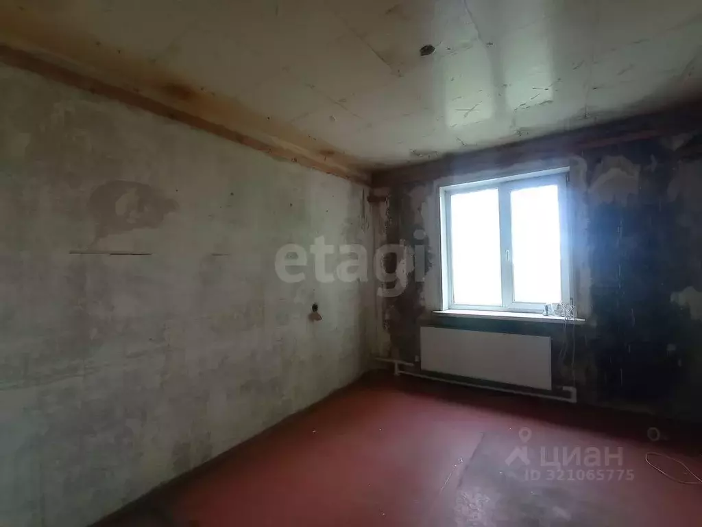 3-к кв. Псковская область, Пыталово ул. Юнкерова, 15 (67.5 м) - Фото 1