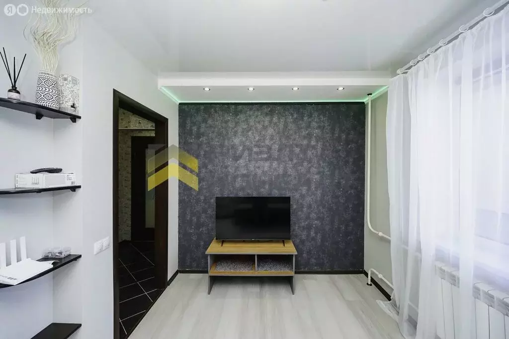 1-комнатная квартира: Омск, улица Дмитриева, 15/5 (30 м) - Фото 1