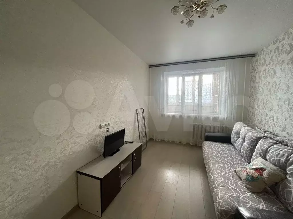 1-к. квартира, 39 м, 2/17 эт. - Фото 0