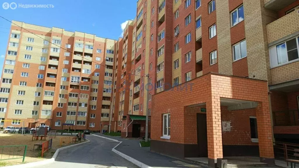 3-комнатная квартира: Йошкар-Ола, улица Петрова, 32А (65.4 м) - Фото 1
