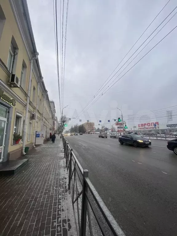 Комната 19,9 м в 6-к., 2/2 эт. - Фото 0