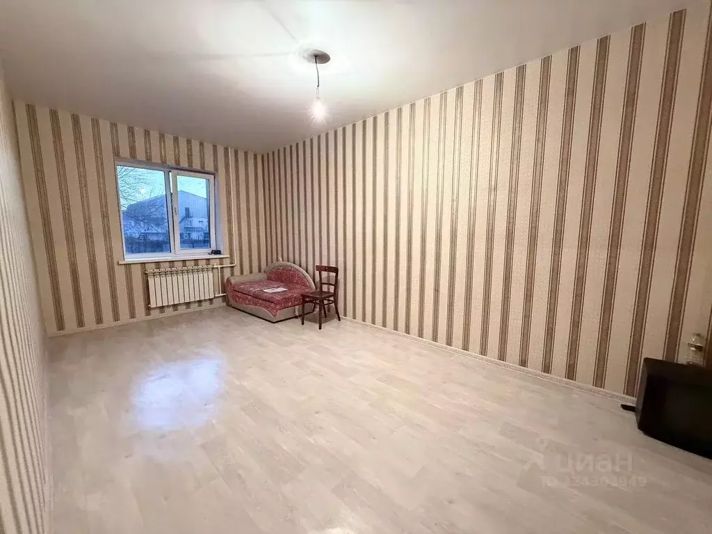 1-к кв. Оренбургская область, Кувандык Оренбургская ул., 5 (33.5 м) - Фото 1