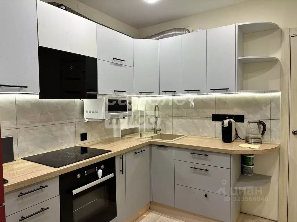 2-к кв. Алтайский край, Барнаул ул. Никитина, 107 (42.2 м) - Фото 1