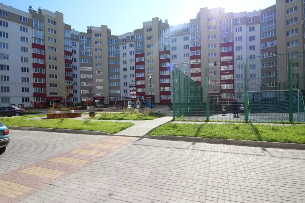 3-к кв. Калининградская область, Калининград ул. Беловежская, 7 (81.56 ... - Фото 0