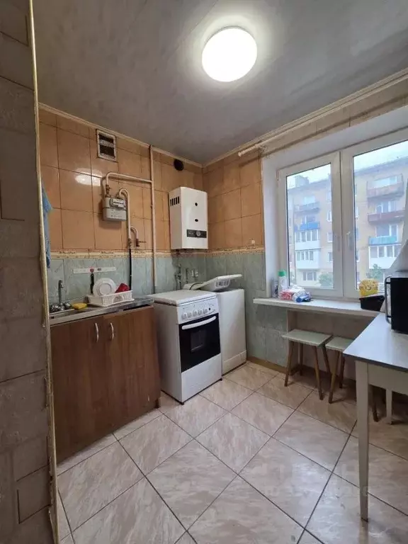 2-к кв. Калининградская область, Балтийск ул. Ушакова, 15 (48.0 м) - Фото 1