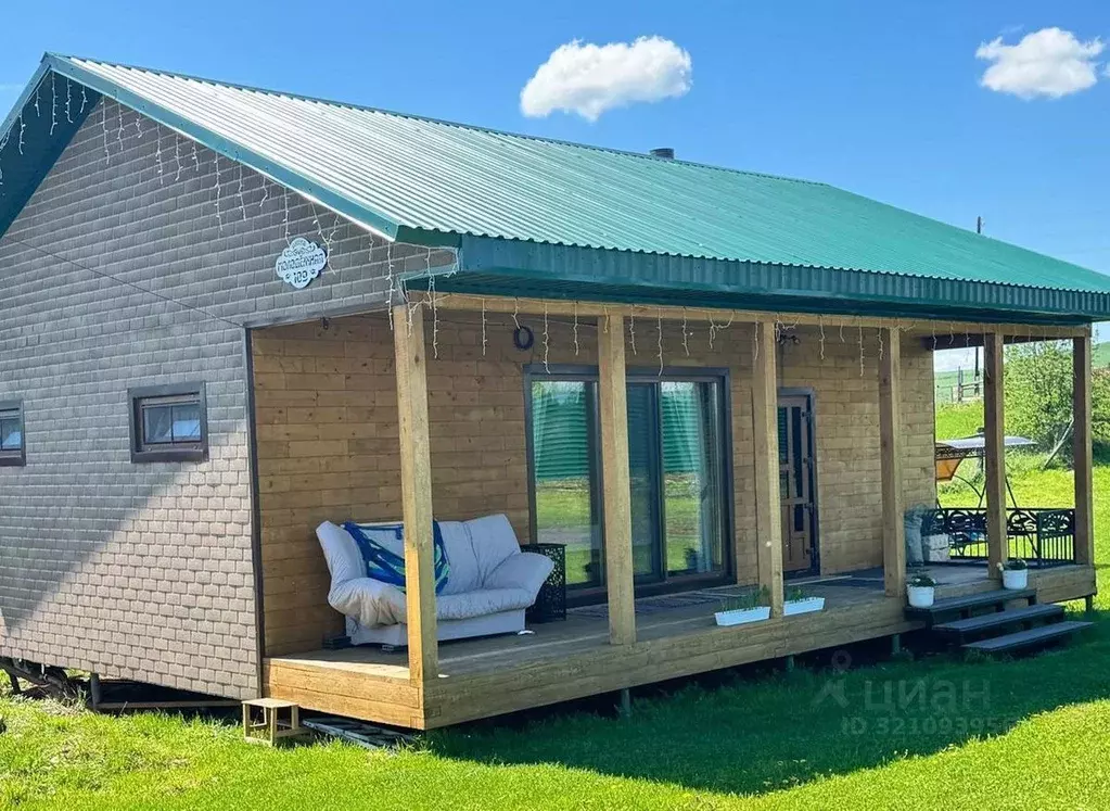 Дом в Алтайский край, Советский район, с. Платово Молодежная ул., 109А ... - Фото 1