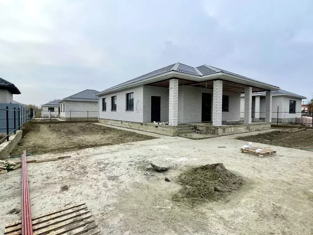 Дом в Краснодарский край, Темрюк ул. Победы (120 м) - Фото 1