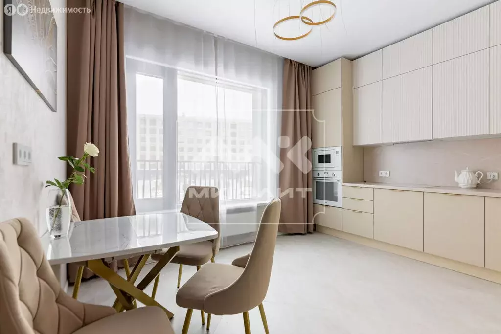 2-комнатная квартира: Санкт-Петербург, улица Челюскина, 10 (57.9 м) - Фото 1