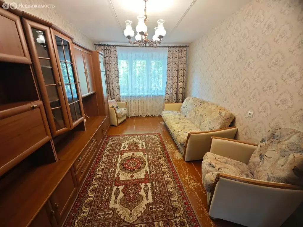 3-комнатная квартира: Владимир, улица Алябьева, 18 (56.4 м) - Фото 1