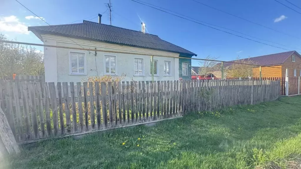 Дом в Мордовия, Дубенский район, с. Ардатово Колхозная ул. (38 м) - Фото 1