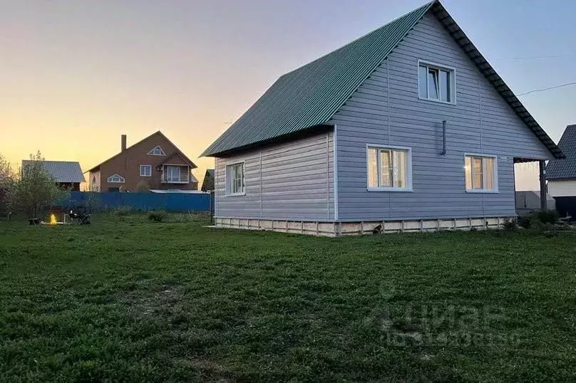 Дом в Алтайский край, Белокуриха Иртышская ул., 21 (100 м) - Фото 1