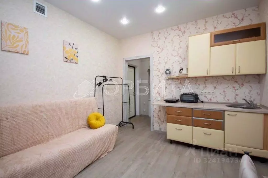 Студия Тюменская область, Тюмень ул. 2-я Луговая, 24к2 (17.8 м) - Фото 1