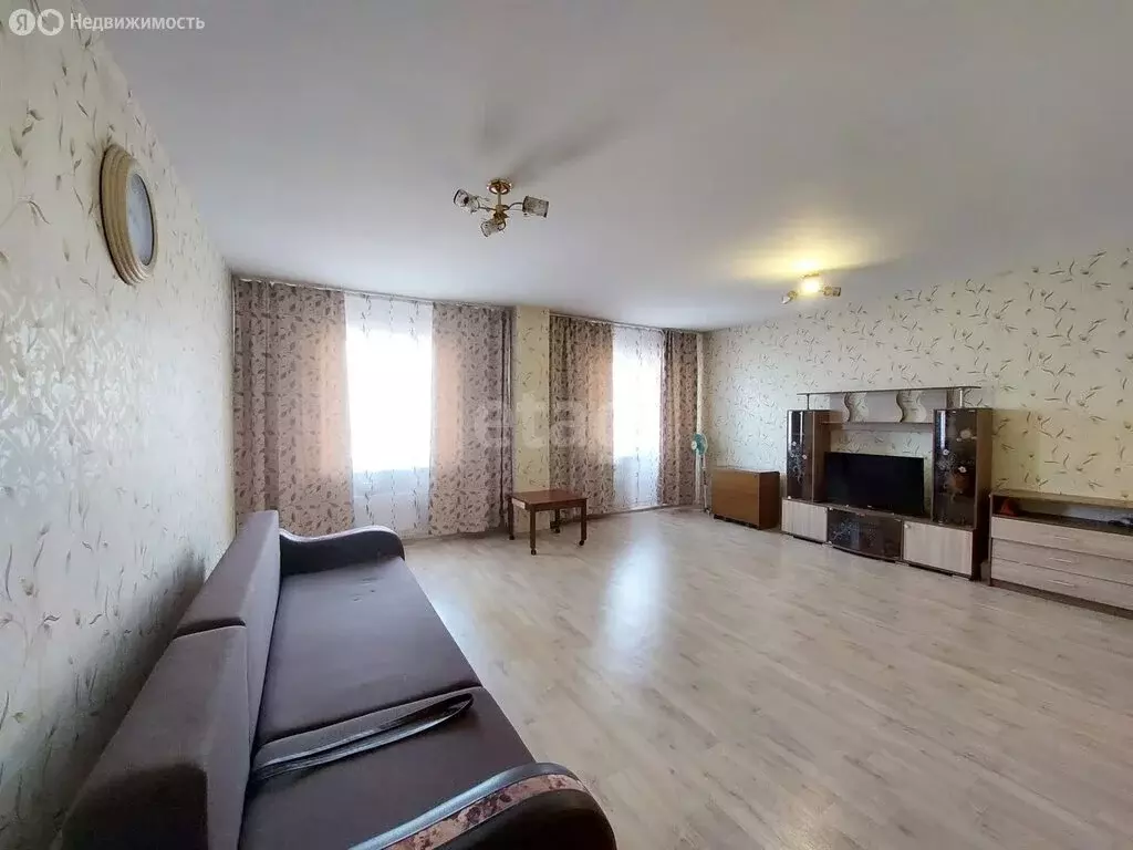 3-комнатная квартира: Абакан, улица Маршала Жукова, 89 (100.5 м) - Фото 1