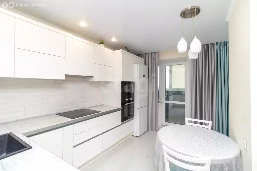 Квартира-студия: микрорайон Мелиораторов, улица Голышева, 2 (30 м) - Фото 1