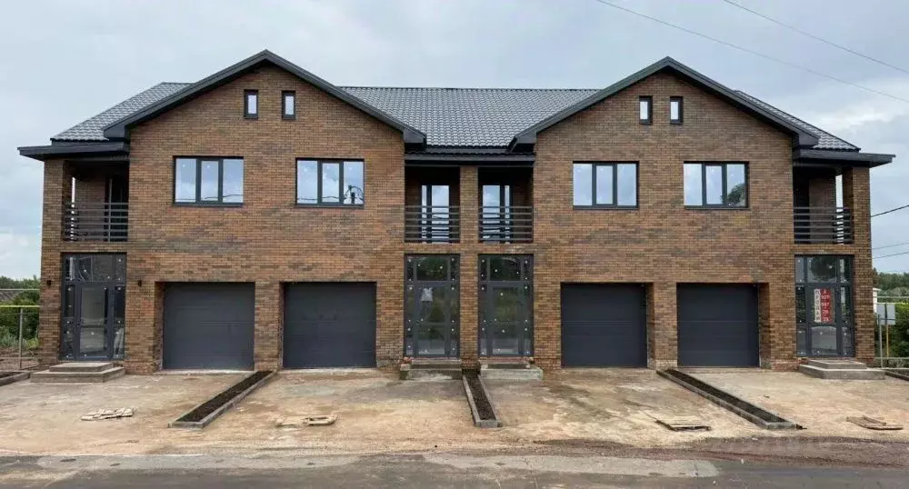 Таунхаус в Оренбургская область, Оренбургский район, пос. Ленина ... - Фото 1