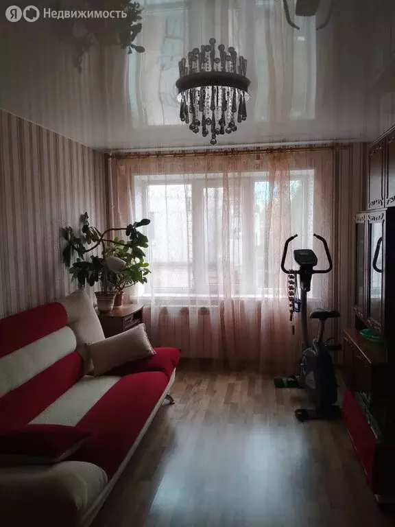 3-комнатная квартира: Нижний Тагил, улица Карла Либкнехта, 20 (55.5 м) - Фото 1