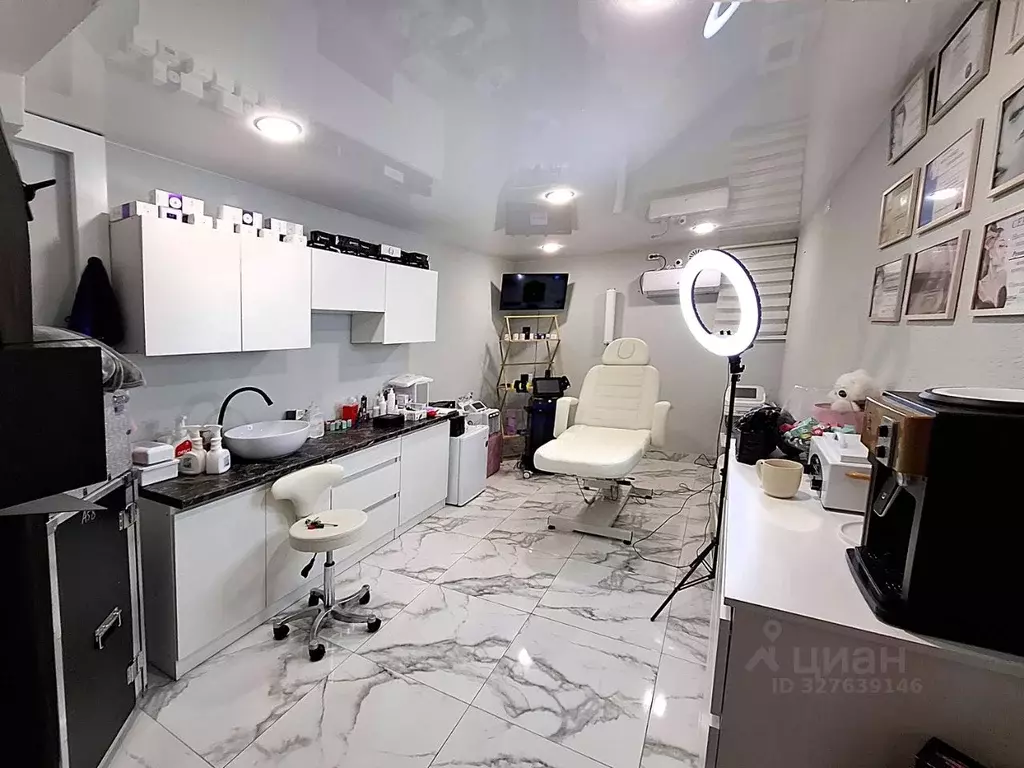 Помещение свободного назначения в Краснодарский край, Краснодар ... - Фото 1