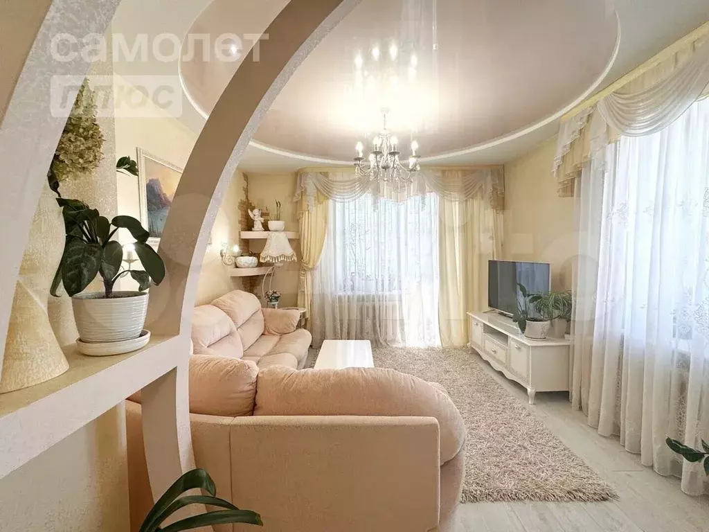 Купить 1 Комнатную Киров Солнечная 31