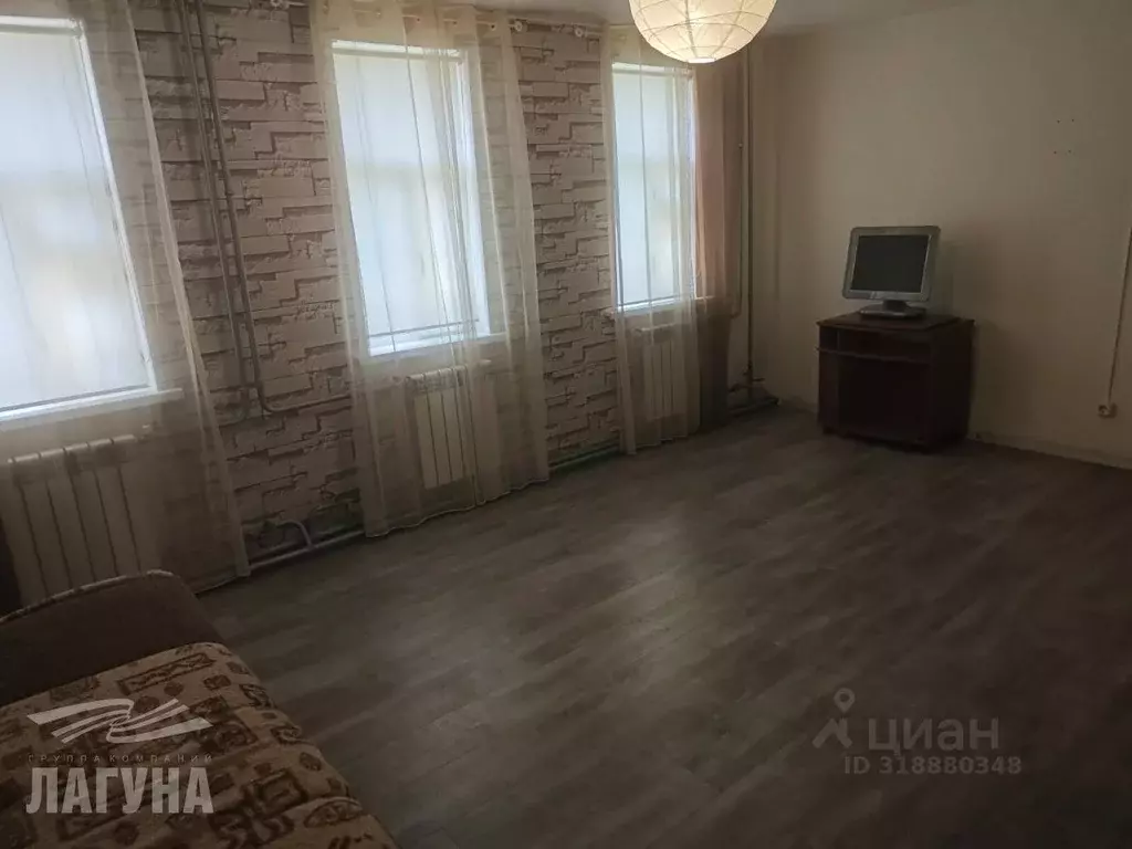 2-к кв. Томская область, Томск ул. Трифонова, 10 (52.0 м) - Фото 0