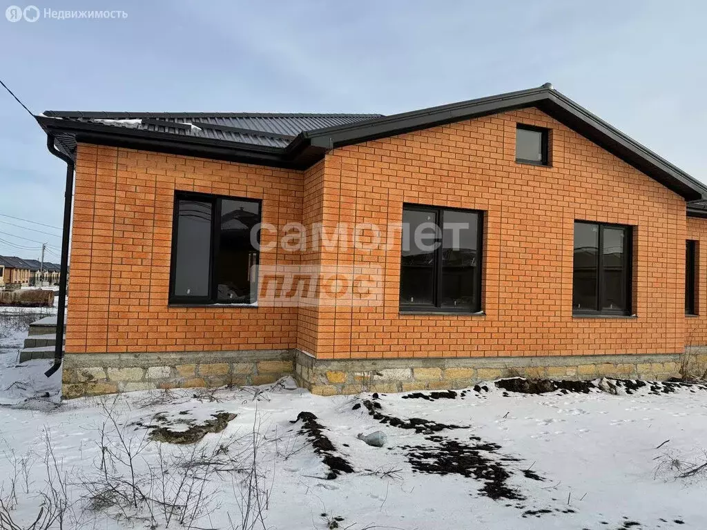 Дом в Михайловск, улица Фёдора Апраксина (100 м) - Фото 1