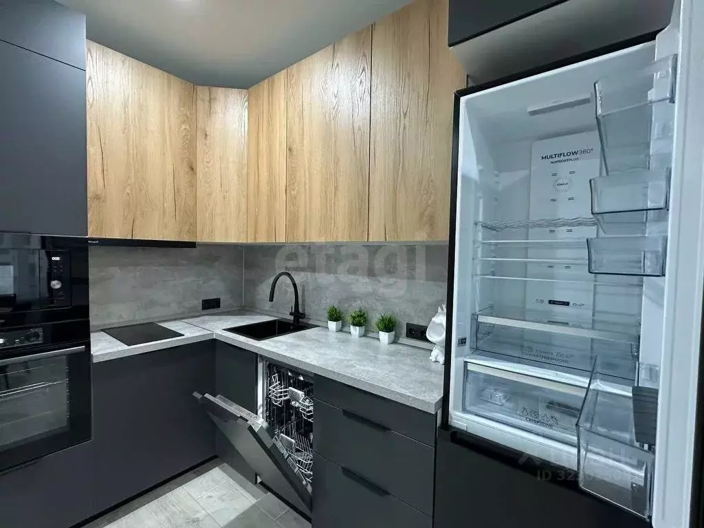 1-к кв. Тюменская область, Тюмень ул. Эльвиры Федоровой, 1 (40.0 м) - Фото 1