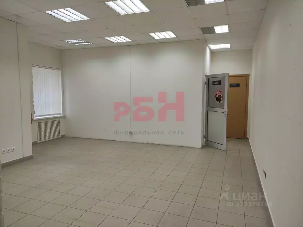 Помещение свободного назначения в Тюменская область, Тюмень ул. ... - Фото 1