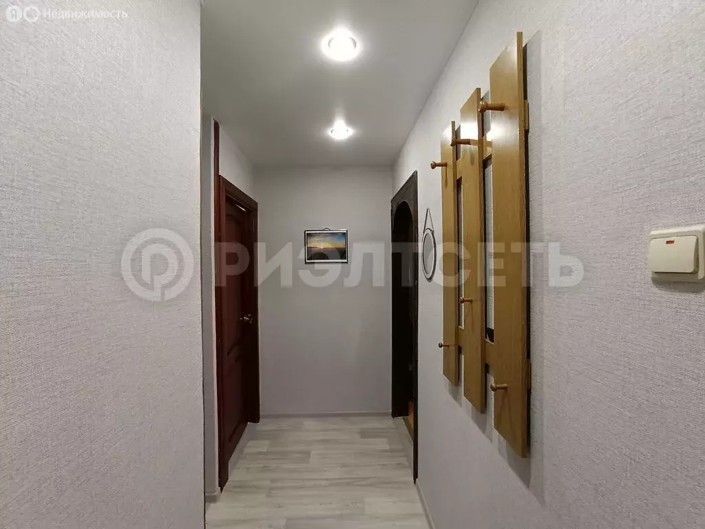 2-комнатная квартира: Апатиты, улица Дзержинского, 23 (47.2 м) - Фото 1