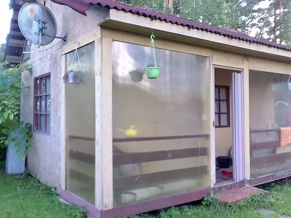 Дом в Ленинградская область, Гатчинский район, Вырица городской ... - Фото 0