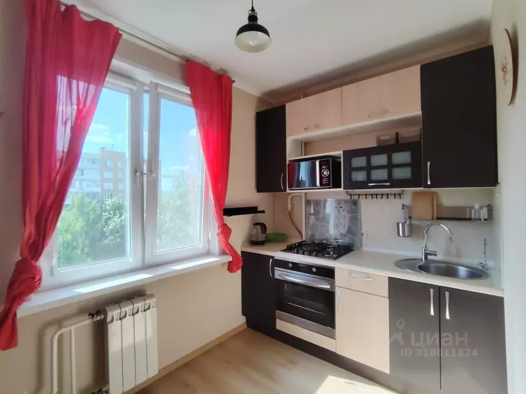 3-к кв. Москва Бирюлевская ул., 11К3 (65.0 м) - Фото 0