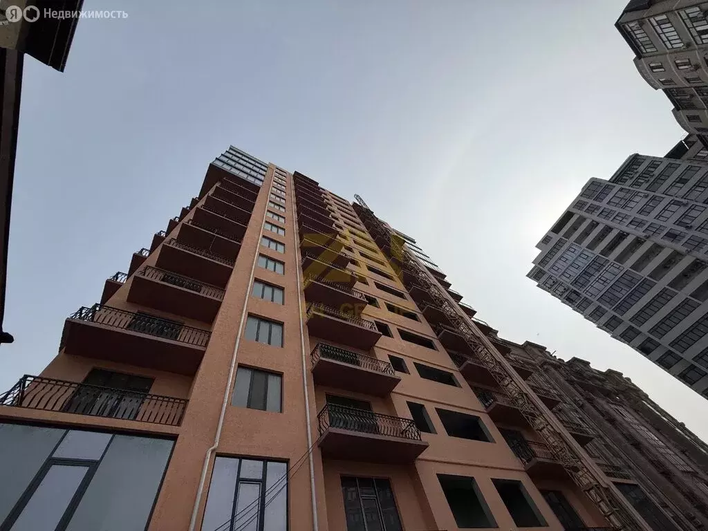 2-комнатная квартира: Махачкала, улица Лаптиева, 70 (121 м) - Фото 1