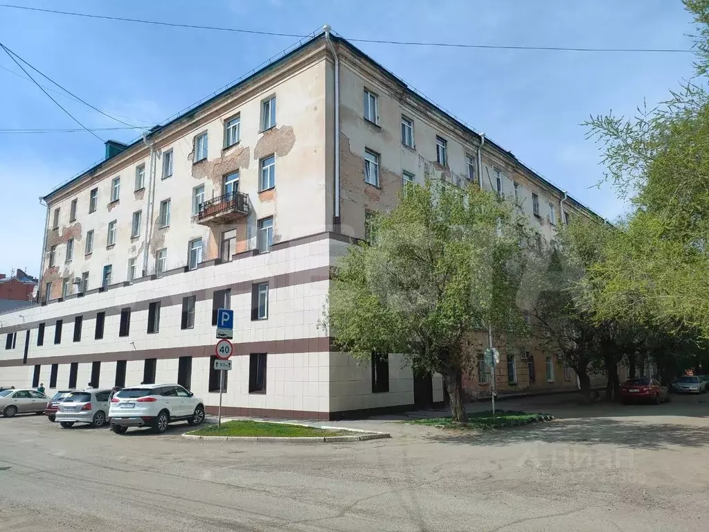 2-к кв. Омская область, Омск Братская ул., 5 (41.2 м) - Фото 0