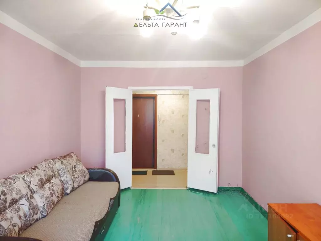 2-к кв. Красноярский край, Красноярск Астраханская ул., 13 (50.0 м) - Фото 0