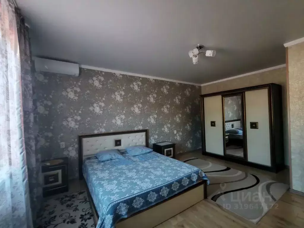 Дом в Краснодарский край, Геленджик городской округ, с. ... - Фото 0