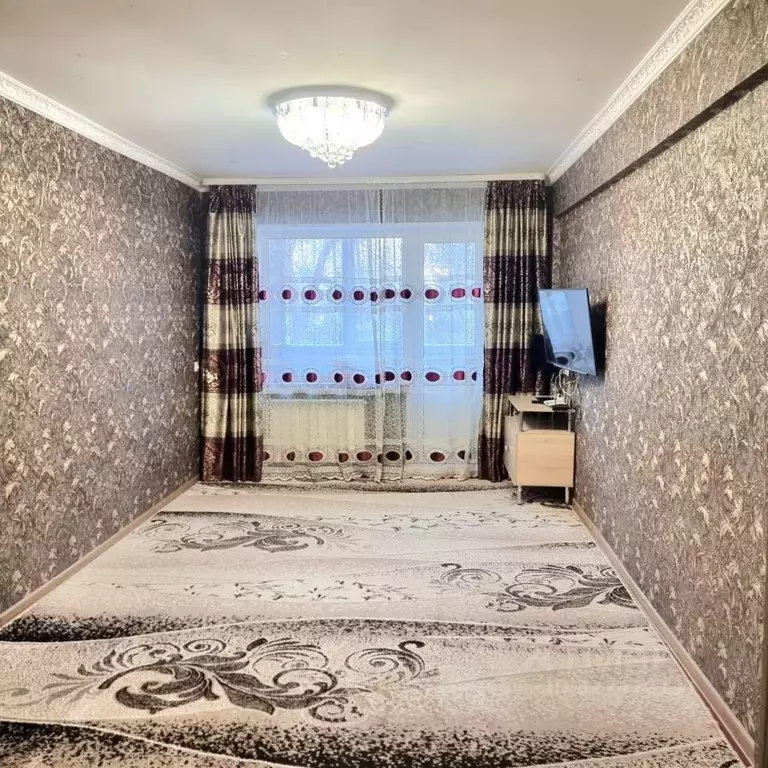 3-к кв. Омская область, Омск ул. Масленникова, 9в (58.3 м) - Фото 1