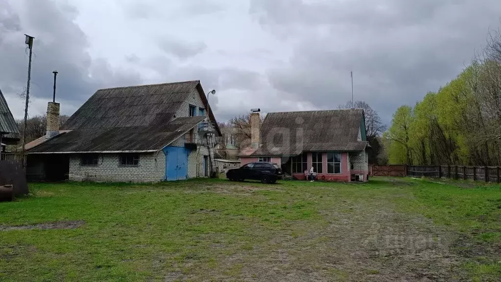Дом в Брянская область, Дятьковский район, Любохна рп ул. Первомайская ... - Фото 0