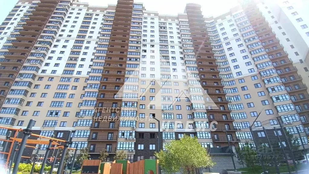 3-к кв. Алтайский край, Барнаул Промышленная ул., 6 (68.3 м) - Фото 0