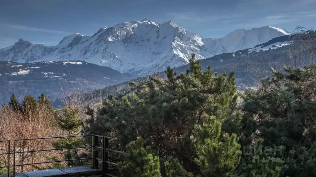 Дом в Краснодарский край, Сочи городской округ, Красная Поляна пгт ул. ... - Фото 1