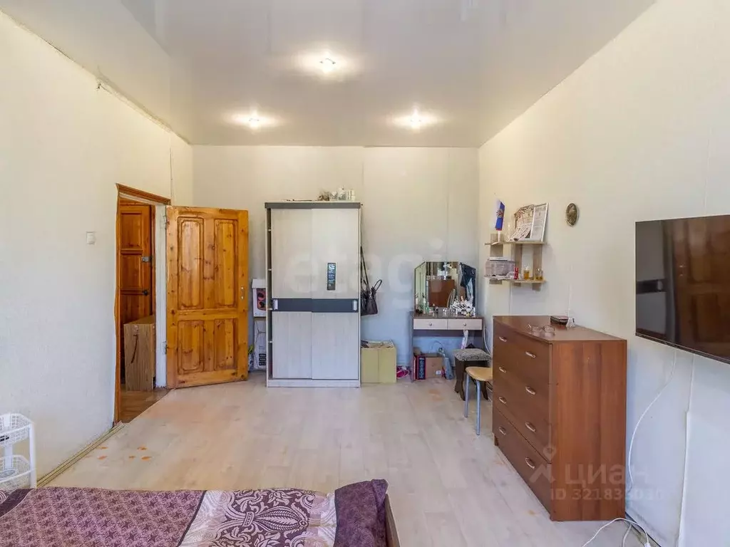 1-к кв. Кемеровская область, Междуреченск просп. 50 лет Комсомола, 22 ... - Фото 2