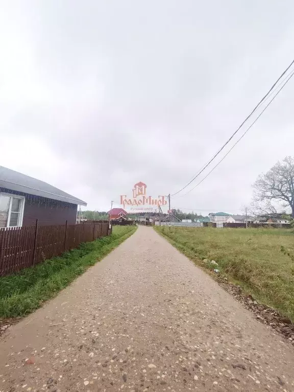 Участок в Московская область, Сергиево-Посадский городской округ, д. ... - Фото 0