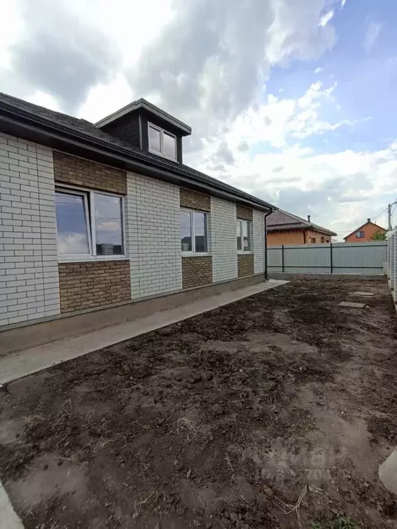 Дом в Ростовская область, Волгодонск ул. Флотская (94 м) - Фото 0