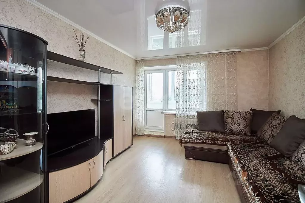 3-к кв. Тюменская область, Тюмень ул. Федюнинского, 7а (62.2 м) - Фото 1