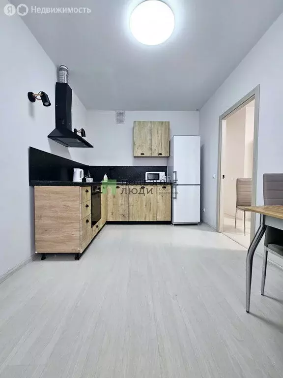 2-комнатная квартира: Ижевск, улица Карла Маркса, 428А (58.6 м) - Фото 1