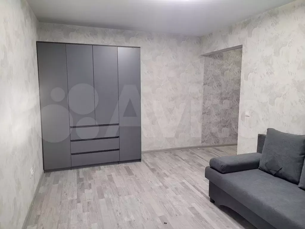2-к. квартира, 43 м, 2/9 эт. - Фото 1