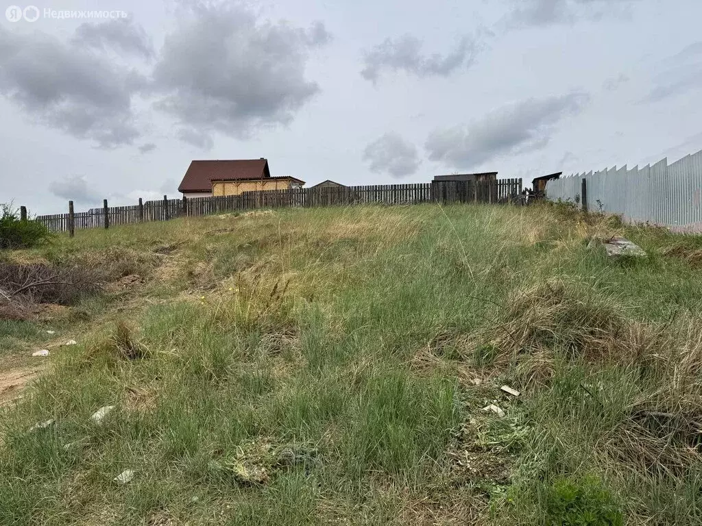 Участок в село Нижний Саянтуй, ДНТ Космос (7 м) - Фото 0