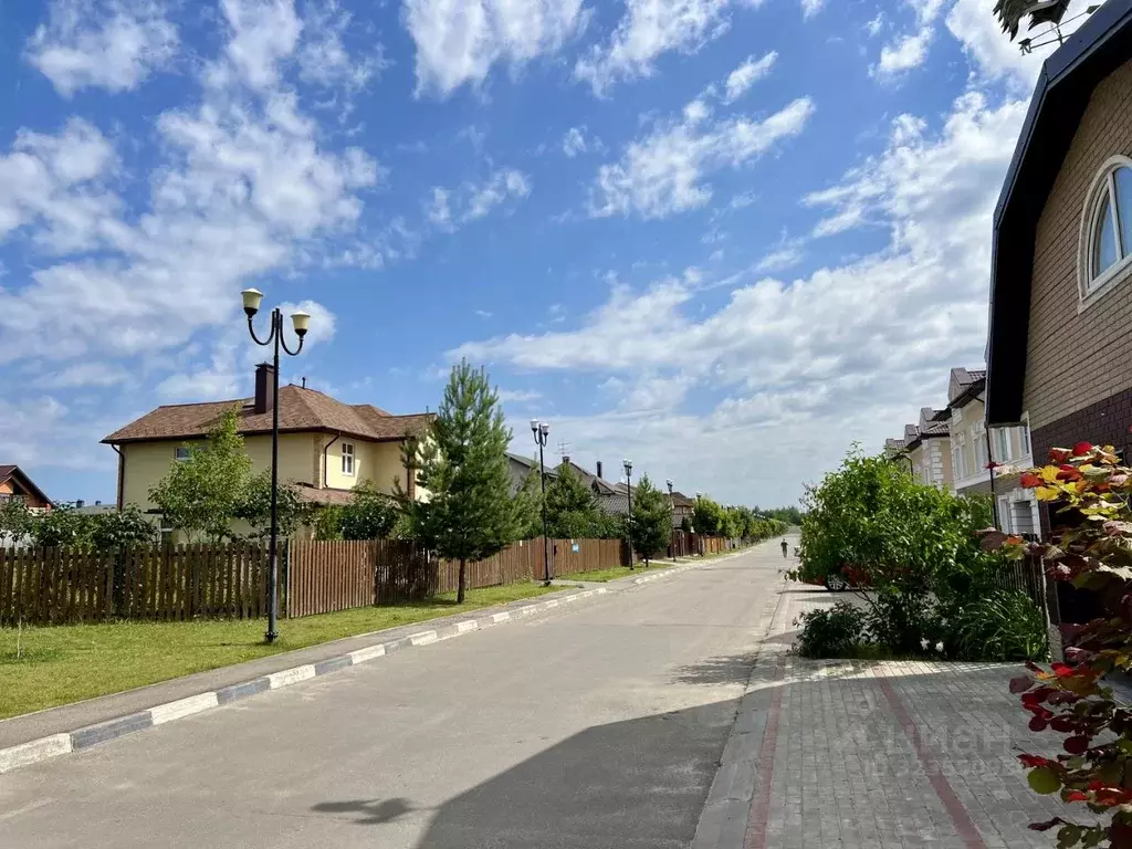 Участок в Московская область, Истра муниципальный округ, д. Падиково ... - Фото 2