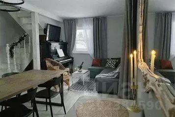 Дом в Ленинградская область, Ломоносовский район, Большеижорское ... - Фото 1