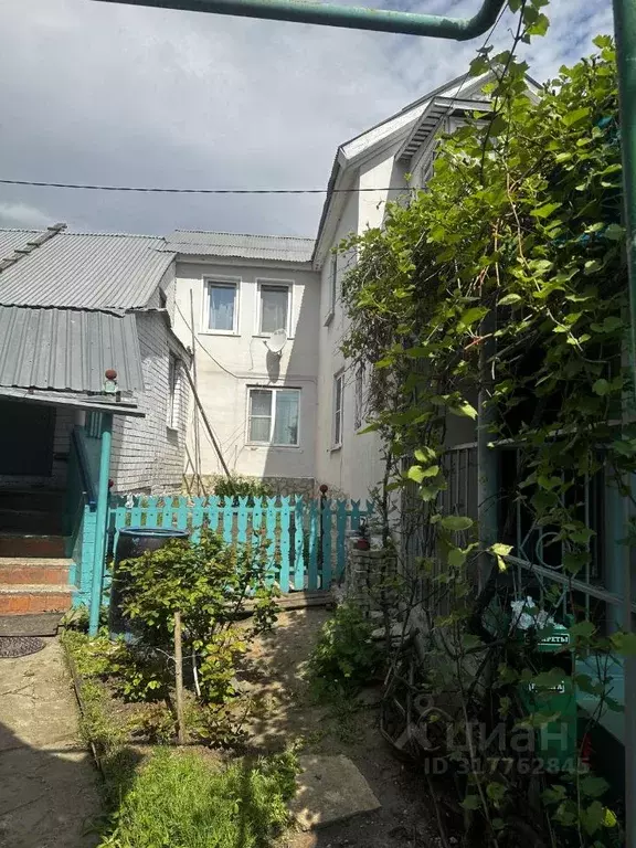Дом в Саратовская область, Саратов Веселая ул., 9 (115 м) - Фото 0