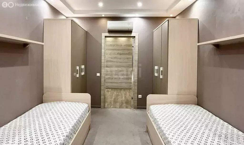 3-комнатная квартира: Санкт-Петербург, Московский проспект, 183-185Ак2 ... - Фото 1