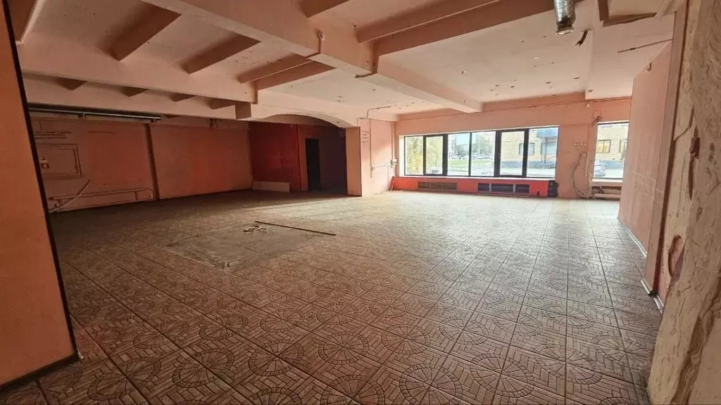 Помещение свободного назначения в Новгородская область, Великий ... - Фото 1